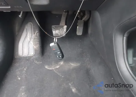 2015 Chrysler 200 Limited из США, поврежденный, VIN 1C3CCCAB3FN527374